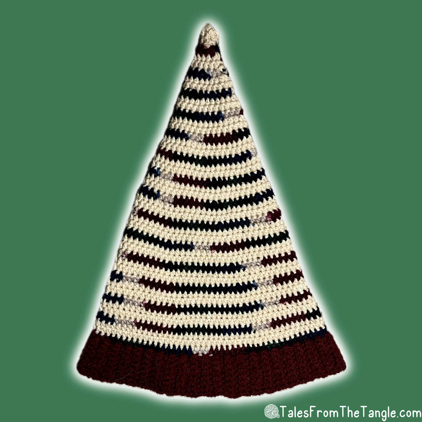 Festive Holiday Elf Beanie - Tales from the Tangle