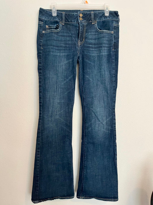 American Eagle Artist Stretch Jeans, Size 10 - Tales from the Tangle