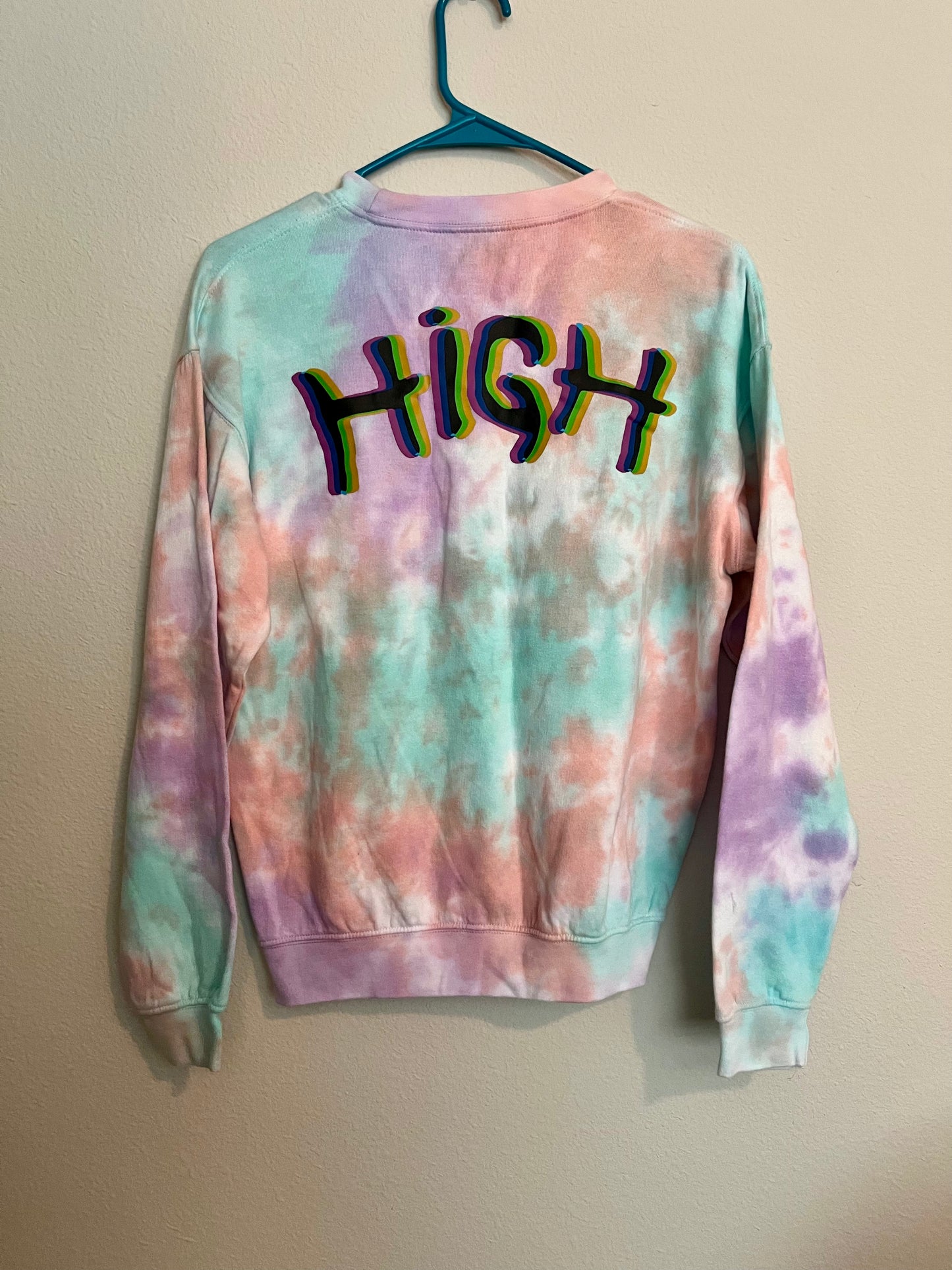 Tie-Dye Leaf Pullover Sweatshirt, Size Small - Tales from the Tangle