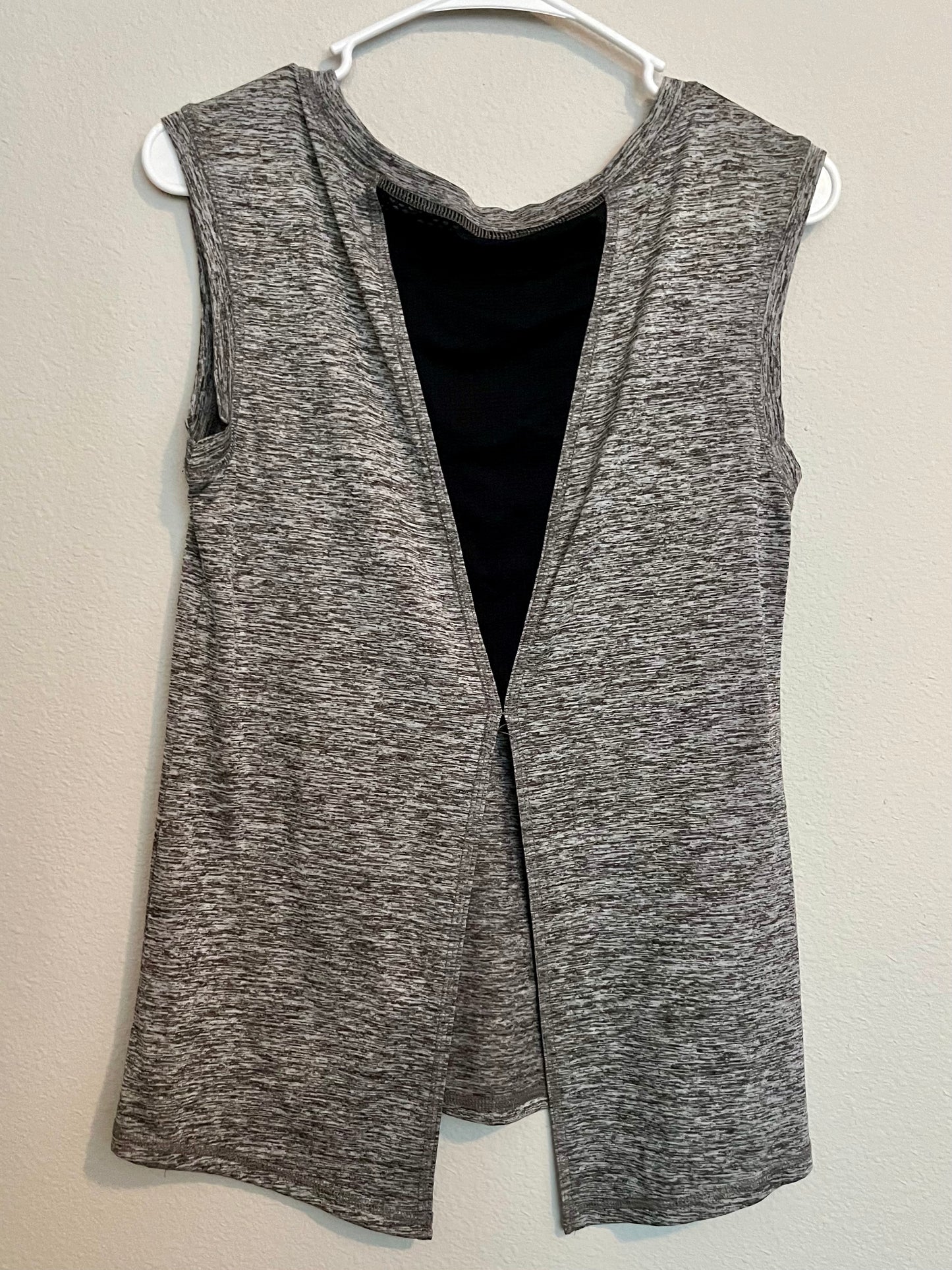 RBX Sleeveless Athletic Top, Size Medium - Tales from the Tangle