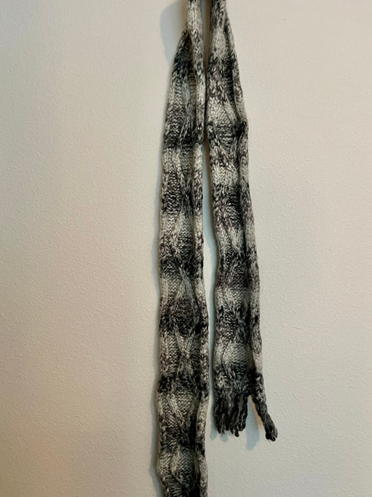 Columbia Cabled Scarf - Tales from the Tangle