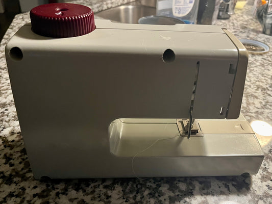 Vintage Singer Tiny Tailor Sewing Machine