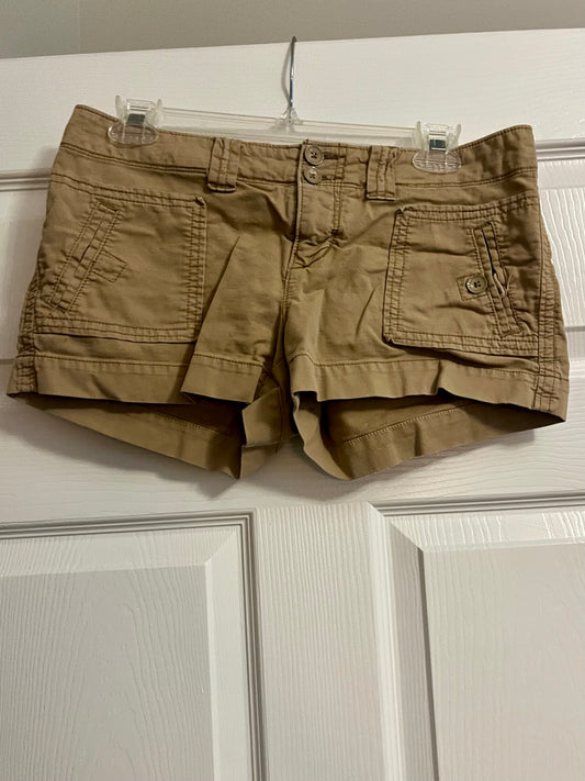 American Eagle Kahki Shorts- Size 4