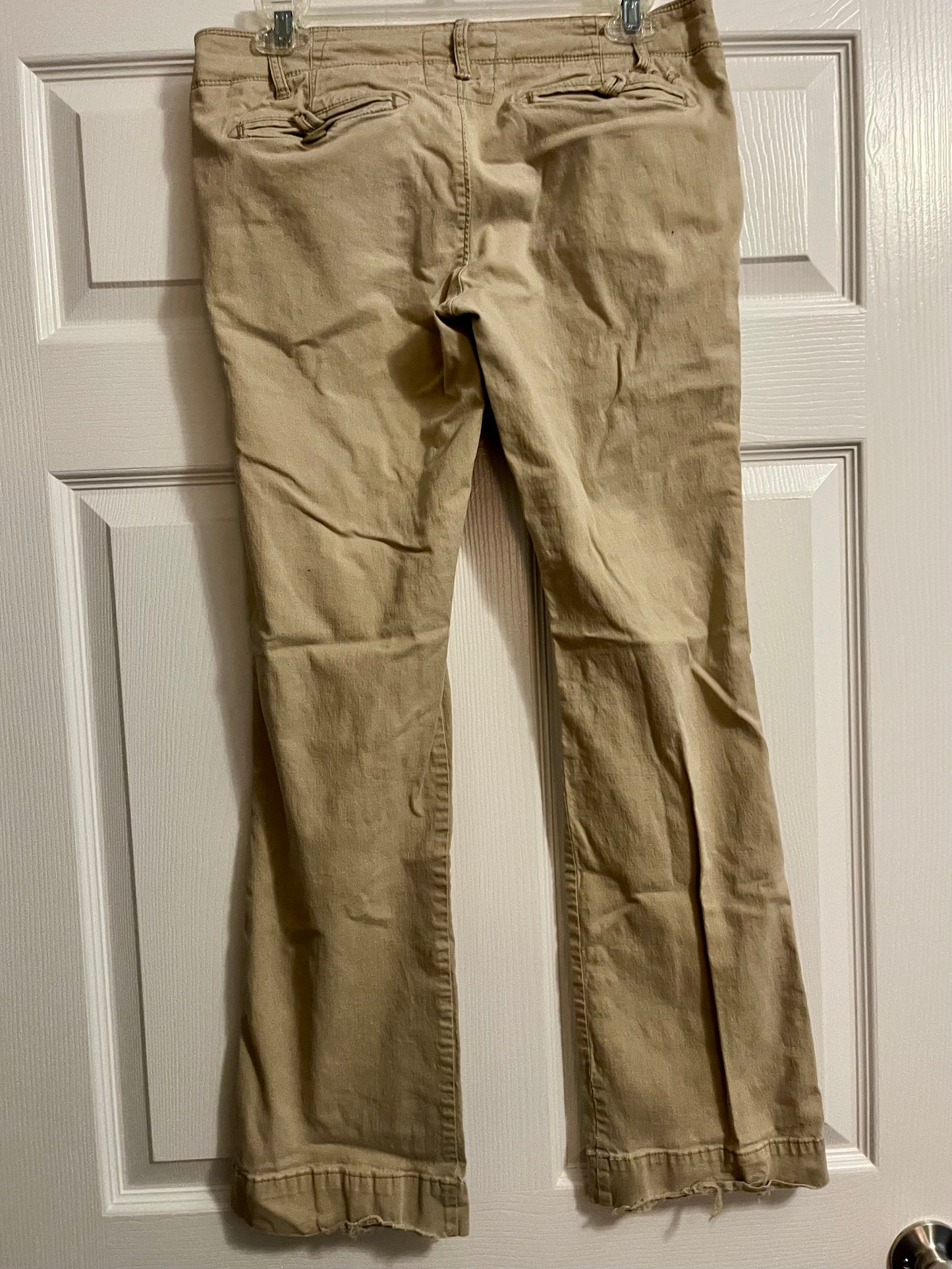 American Eagle Favorite Trouser in Kahki- Size 6