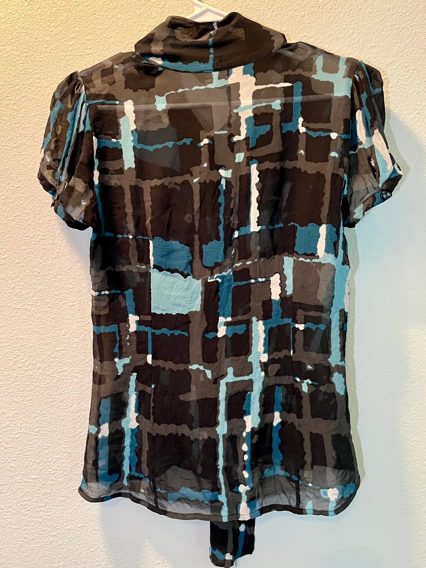 Express Design Studio Sheer Buttondown Top Size Medium - Tales from the Tangle