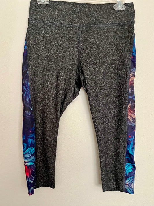 LulaRoe Capri Leggings, Size Medium - Tales from the Tangle