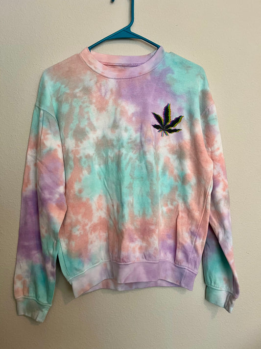 Tie-Dye Leaf Pullover Sweatshirt, Size Small - Tales from the Tangle