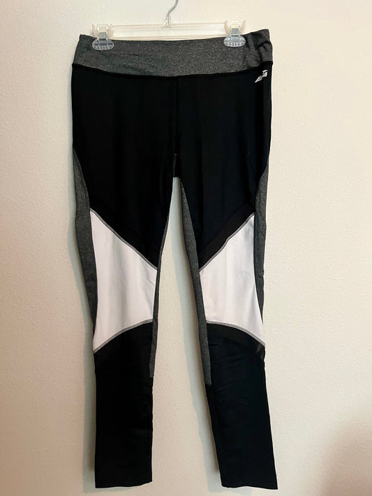 Avia Leggings, Size Medium - Tales from the Tangle