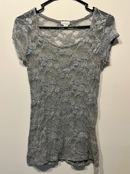 Zenana Outfitters Grey Lace Top- Size Large