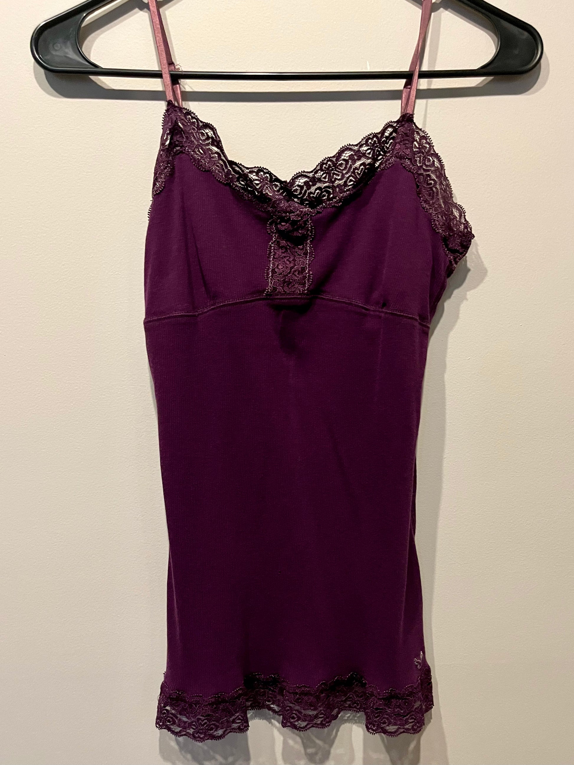 American Eagle Purple Lace Tank Top Size Medium Tales from the Tangle