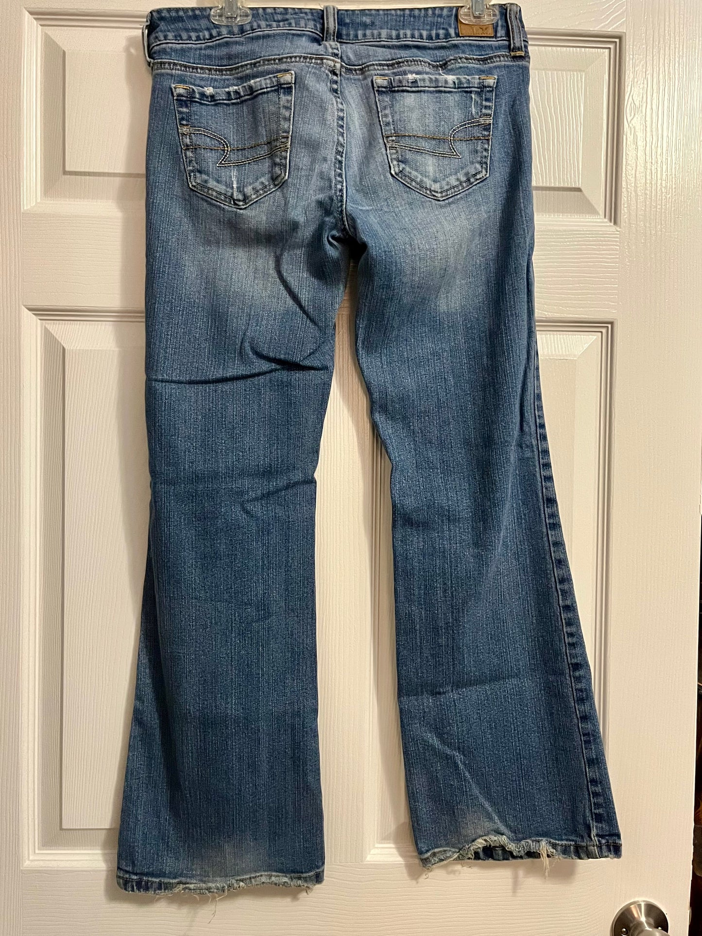 American Eagle Favorite Boyfriend Jeans- Size 8 Short